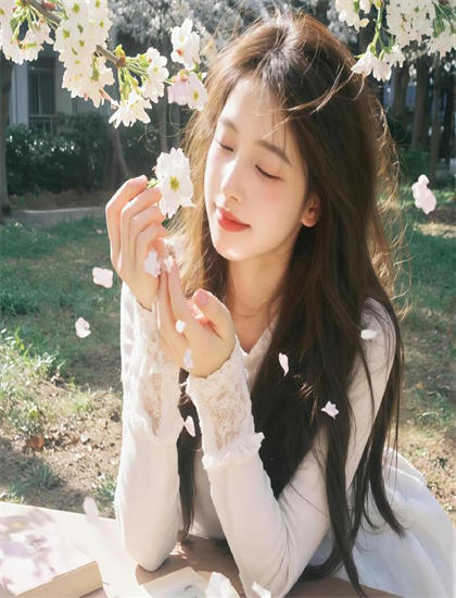 美女热舞高清_windows高清视频线_藏在男人心里的话