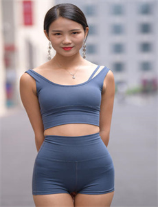 《少妇浴室精油按摩2-闺蜜的朋友3线观高清》